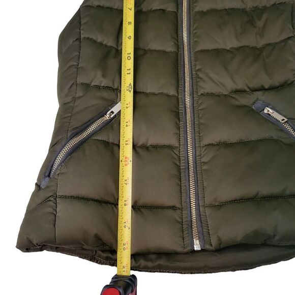 Zara Trafaluc outerwear olive green puffer vest - Picture 10 of 13